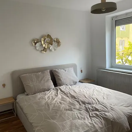 아파트 Modern & Cozy 4-room With Charm