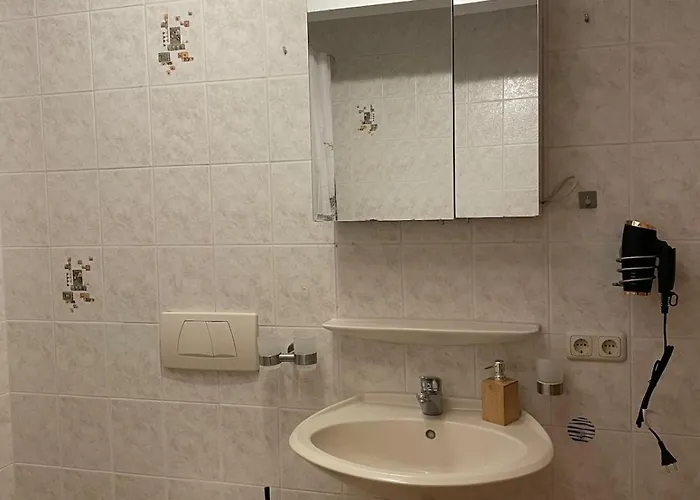 Appartement Modern & Cozy 4-room With Charm